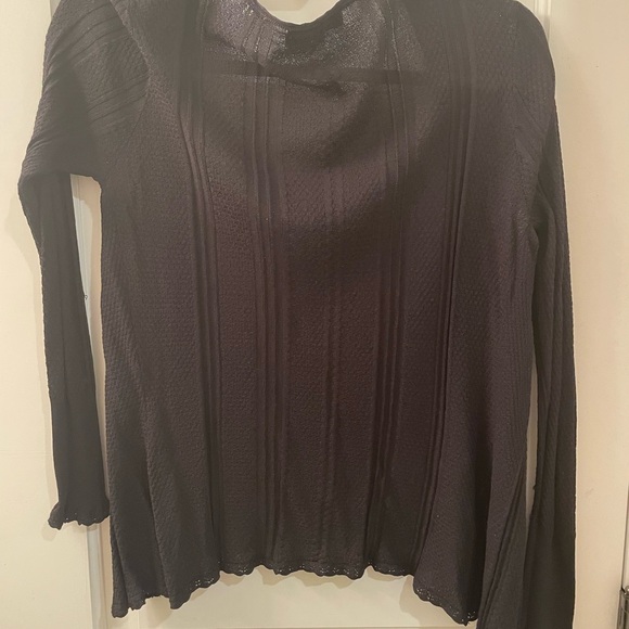 Carriere studios thin sweater - Picture 2 of 3